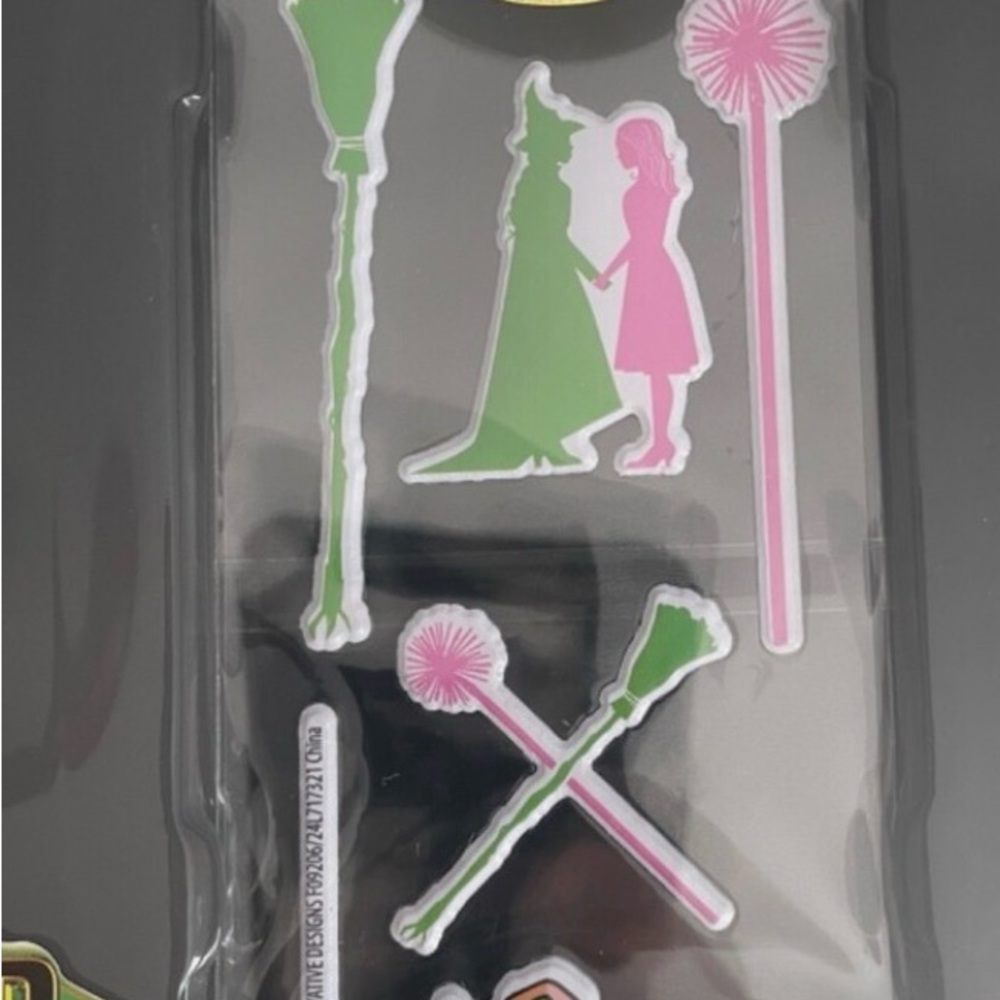 Wicked Journal Set with Color Change Pen, Pink Journal, & Stickers NIB - Picture 9 of 9